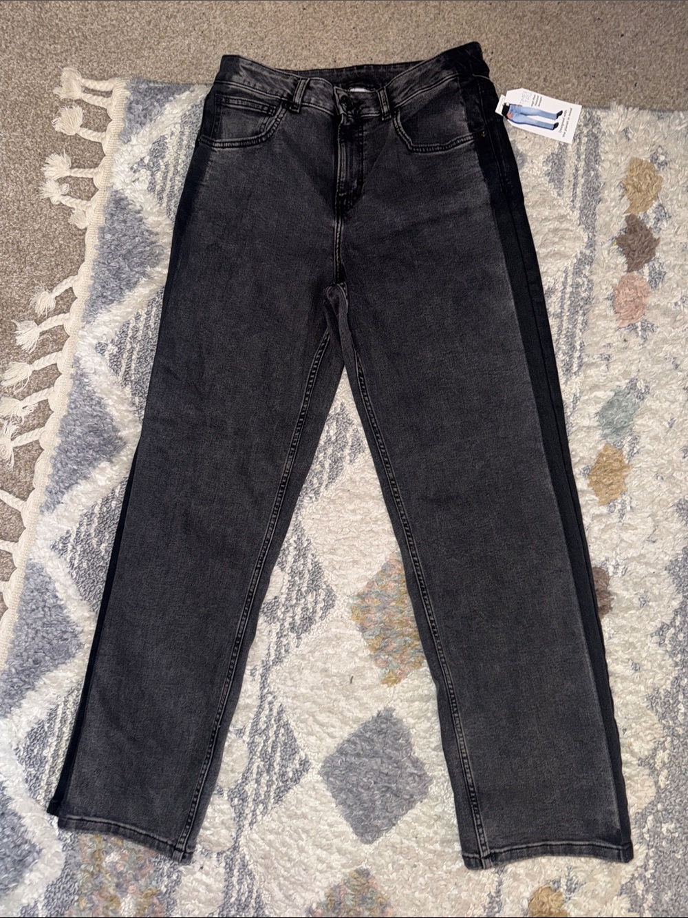 No Boundaries Women's Black Tuxedo High-Rise Straight Jeans